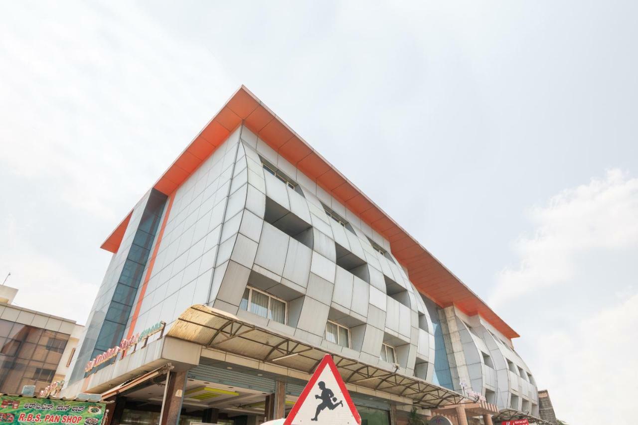 Capital O 14972 Hotel Ekaa Bangalore Eksteriør bilde